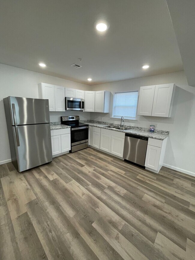 Foto del edificio - Townhomes Now Available in Strafford MO!