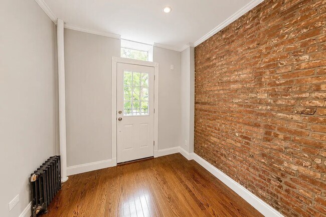 Foto del edificio - 438 W 52nd St