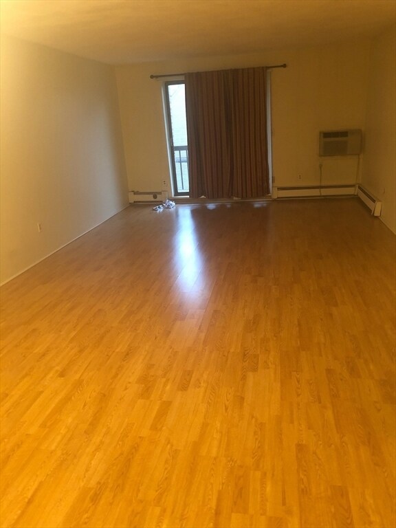 Foto del edificio - 245 Sea St