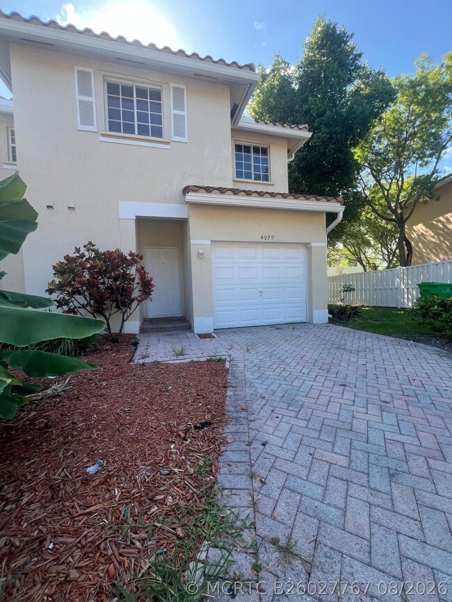 Building Photo - 4070 NW 91st Terrace