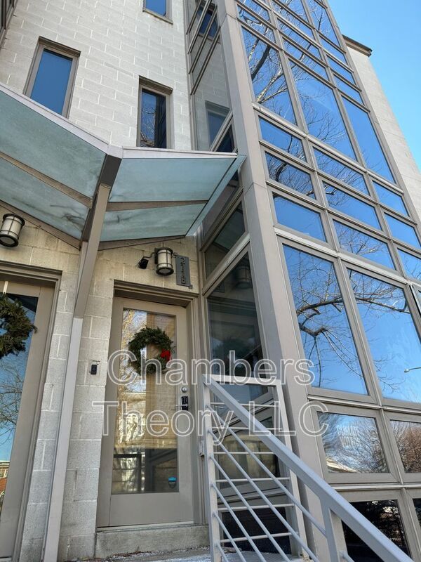 Foto del edificio - 211 R St NE