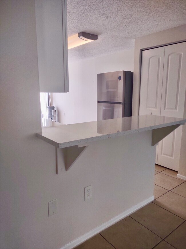 Foto del edificio - 4109 79th St W