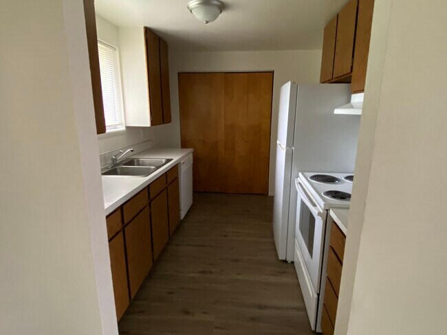 Cocina - 1808 Taurus Ave