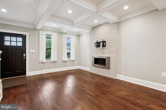 Foto del edificio - 1423 Montello Ave NE