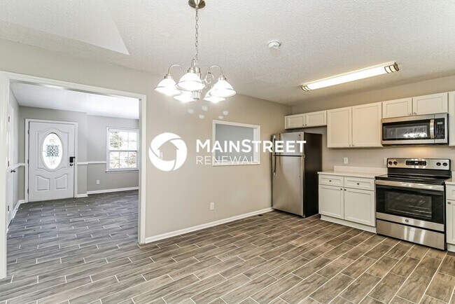 Foto del edificio - 3 Bedroom Pet-Friendly Home in Greensboro, NC with Main Street Renewal