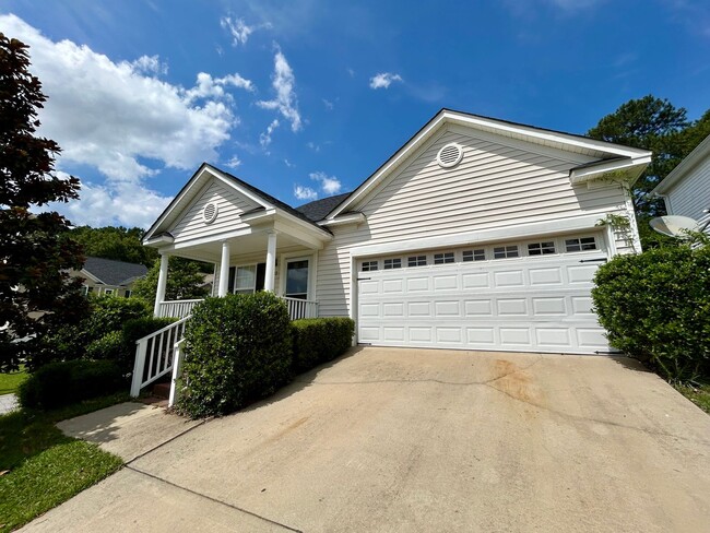 Building Photo - Charming Home on Corner Lot in Lake Caroli...