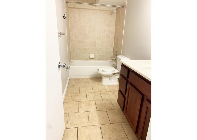 Foto del edificio - 525 Lowell Ave