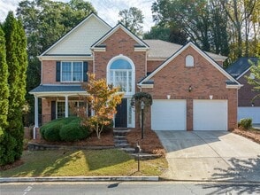 Building Photo - 174 Ennisbrook Dr SE