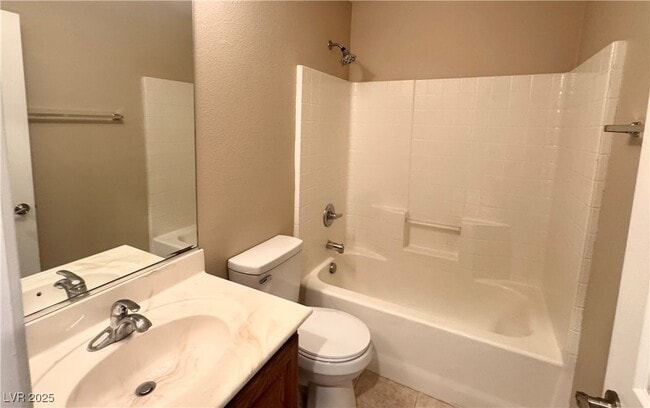 Building Photo - 8174 Amphora St