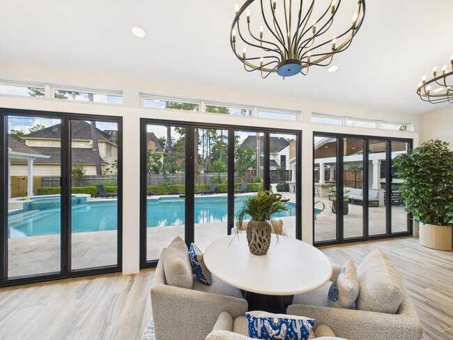 Foto del edificio - 5430 Havenwoods Dr