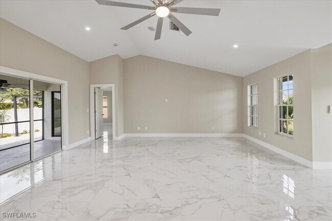 Foto del edificio - 2811 SW 32nd St