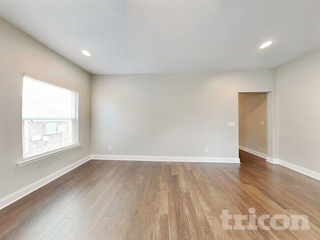 Foto del edificio - 200 Bexley Way