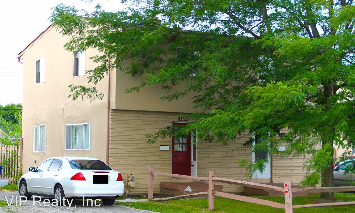 Primary Photo - 4171 Sullivant Ave