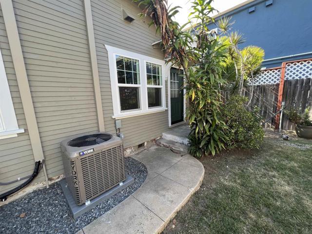 Building Photo - 2641 A St