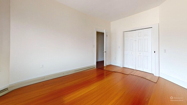 Building Photo - 19 Newport St