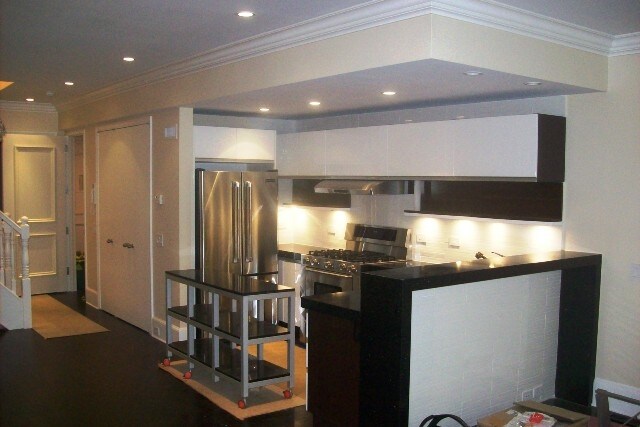 Foto del edificio - 216 E 32nd St