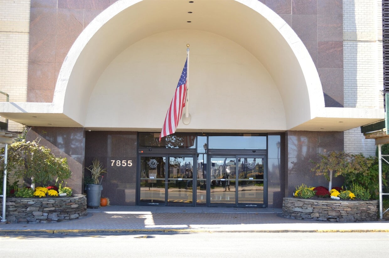 7855 Boulevard E Unit 30I, North Bergen, NJ 07047 Condo for Rent in North Bergen, NJ