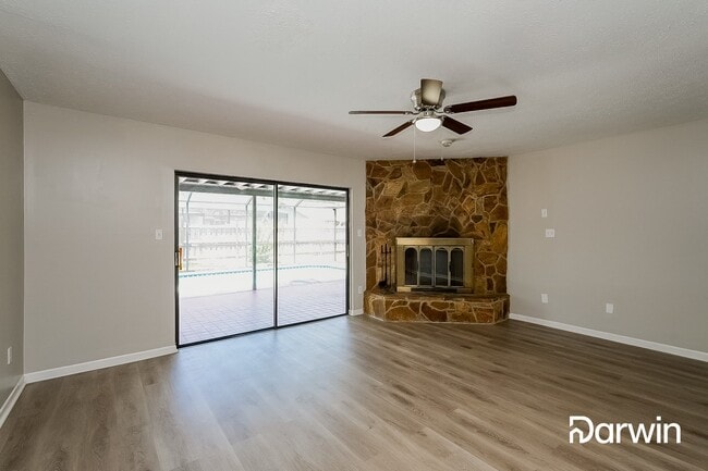 Building Photo - 15712 Squirrel Tree Pl