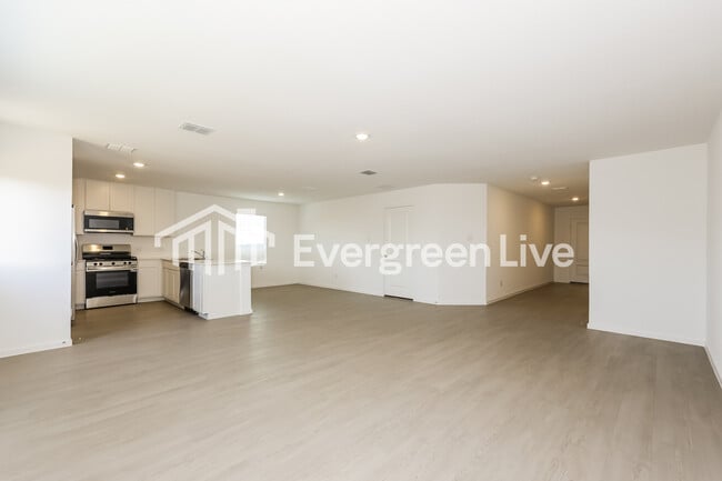 Foto del edificio - 10536 Desert Hawk Cir