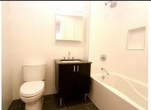 Foto del edificio - 6334 Fresh Pond Rd