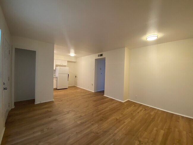 Foto del edificio - 420 Vermont St NE