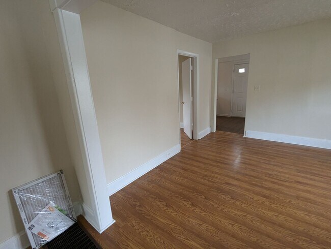 Building Photo - Single-Family Home in Aberdeen