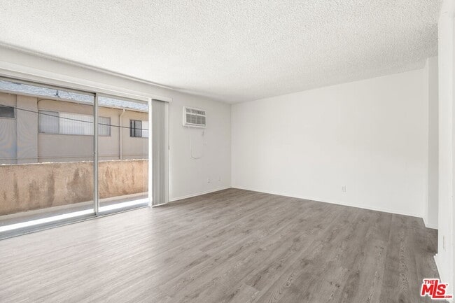 Foto del edificio - 1457 Butler Ave