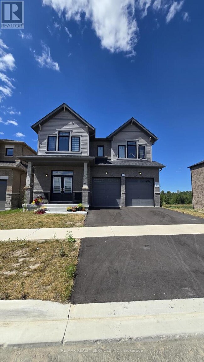 Building Photo - 148 Thicketwood Ave
