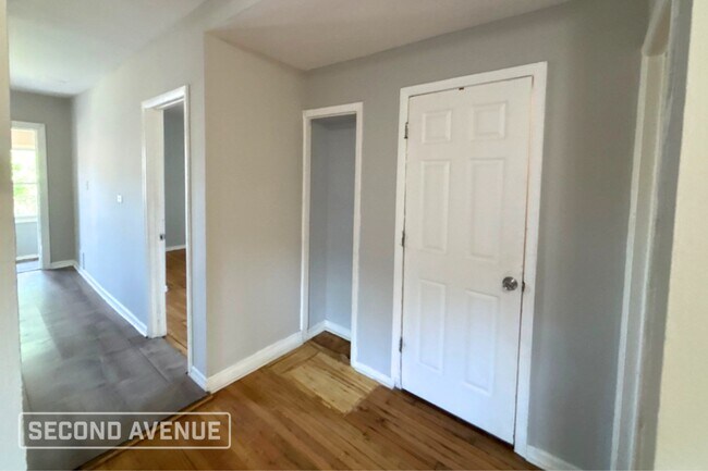 Foto del edificio - 7232 S Winchester Ave