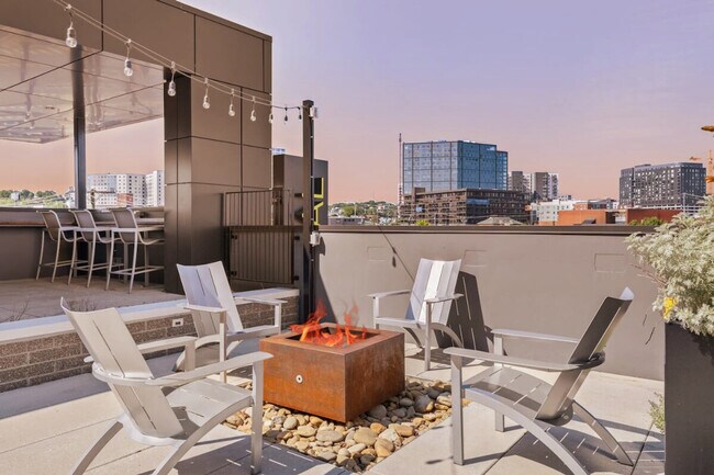 Foto del edificio - 516 Lea Ave