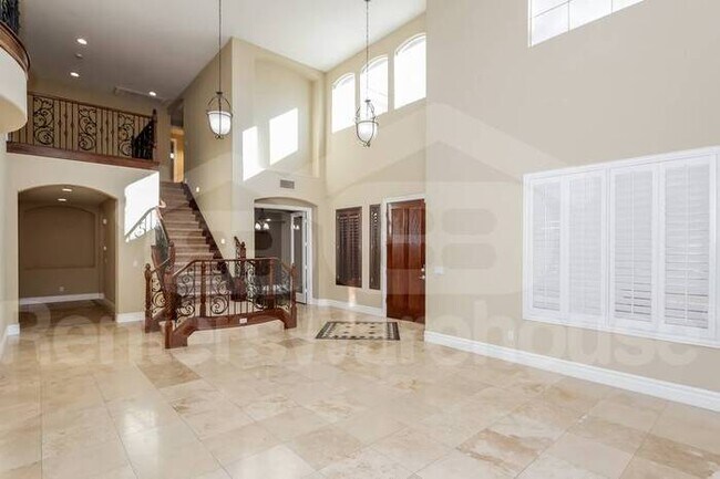 Building Photo - Renters Warehouse proudly presents a stunn...