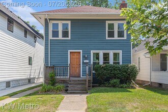 Building Photo - 202 N Washington Ave