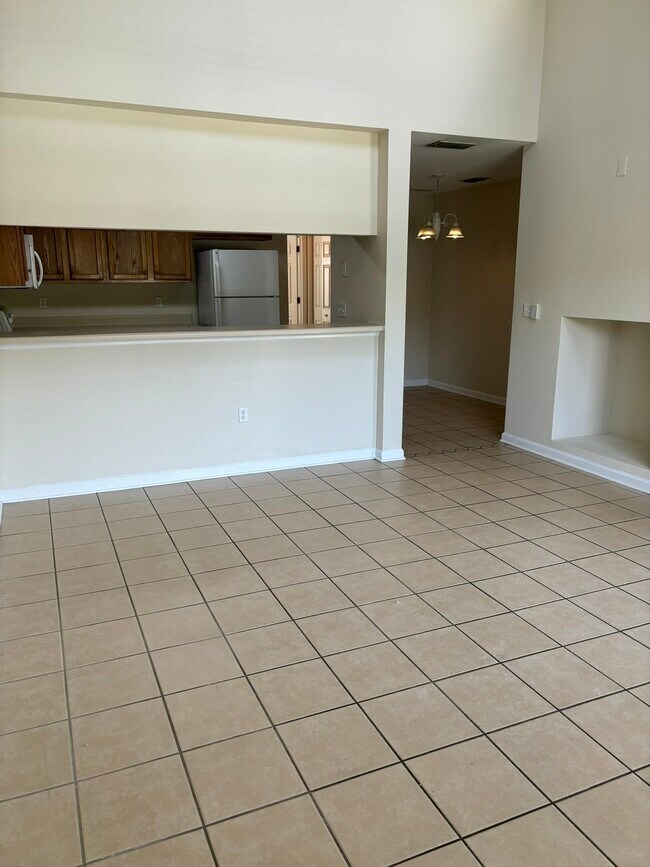 Building Photo - 4434 Gearhart Rd