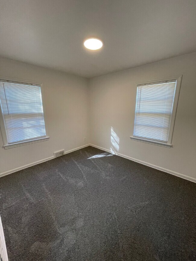 Foto del edificio - 6126 E Harry St