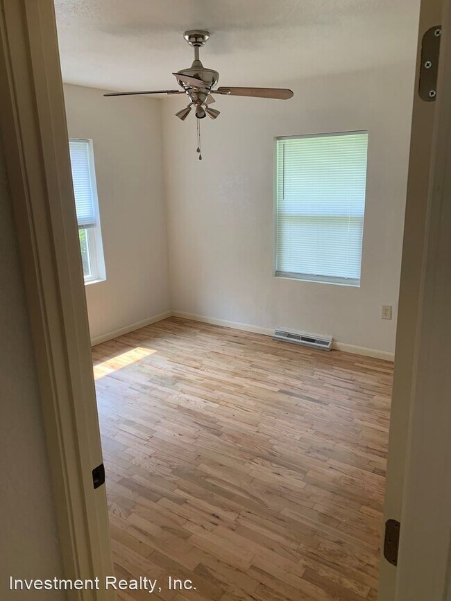 Building Photo - 4 br, 2 bath House - 807 Fairgrounds Rd