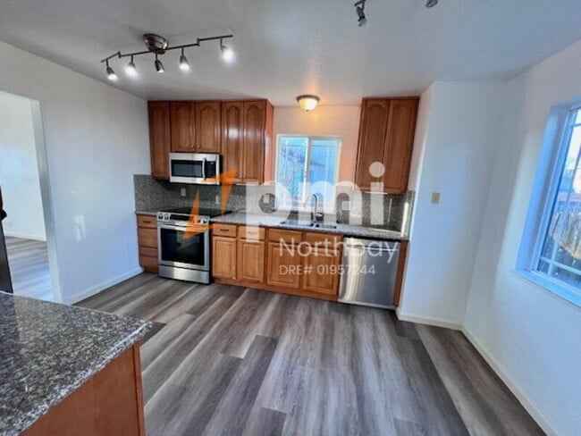 Foto del edificio - 816 Blackspur Dr
