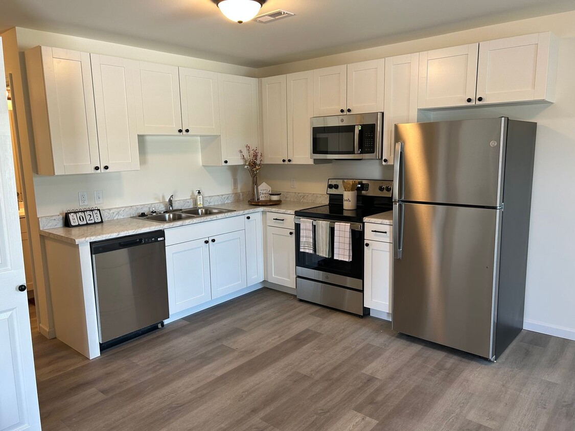 Foto principal - Brand new 2 bedroom 2 bathroom garden styl...