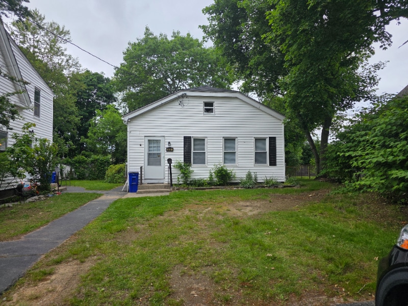 Photo - 41 South St (Holbrook, MA)