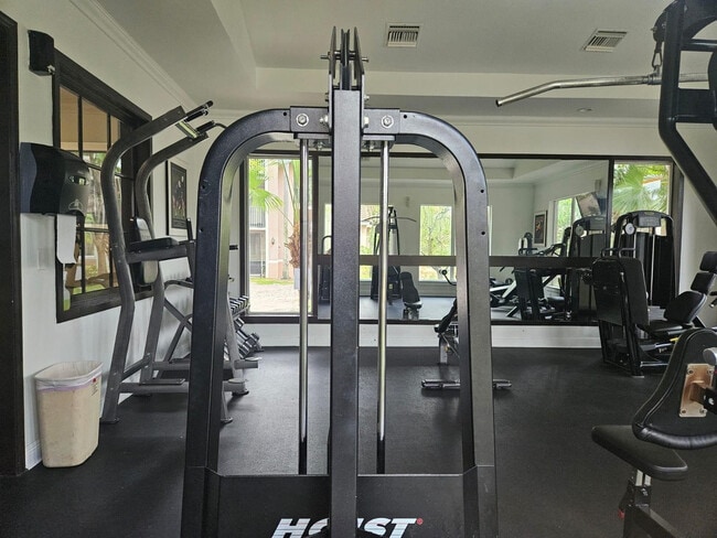 Foto del edificio - 12136 St.Andrews Pl