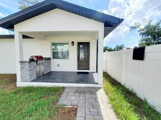 Foto del edificio - 922 W Knollwood St