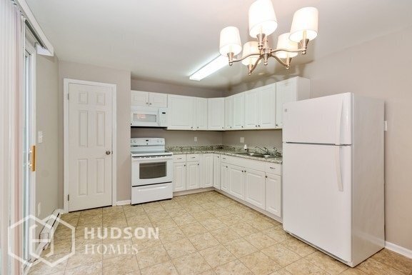 Foto del edificio - 209 Gibbons Ct