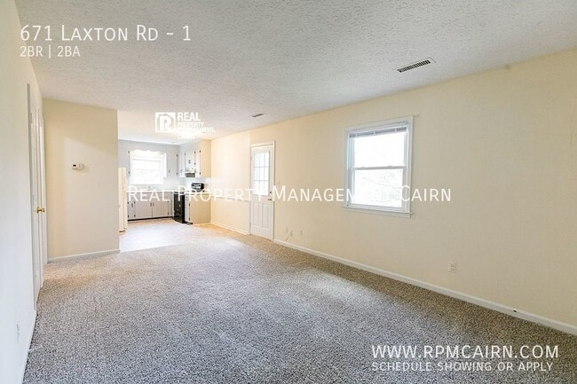 Building Photo - 671 Laxton Rd