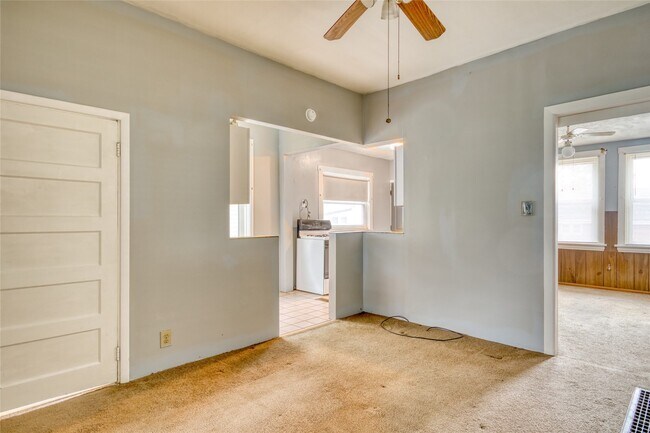 Building Photo - 4154 Schiller Pl