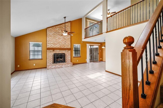 Building Photo - 7723 Champion Pines Dr