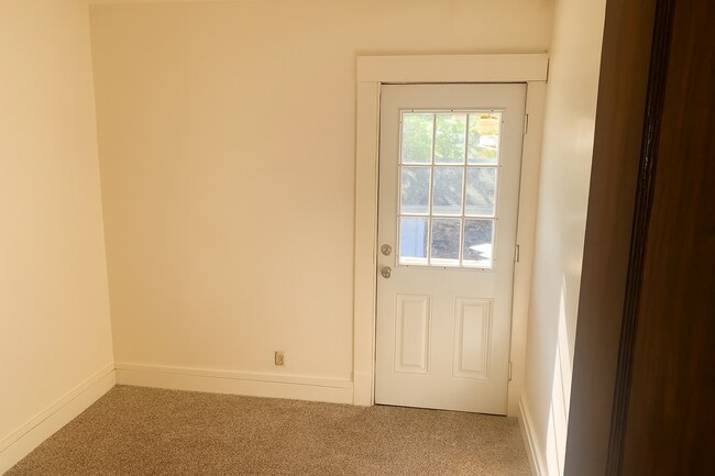 Foto del edificio - 5815 Snow Rd