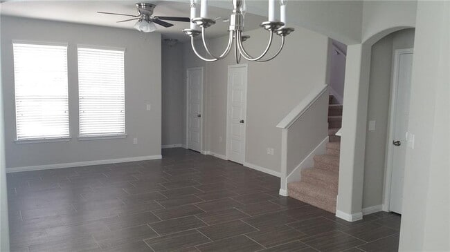 Building Photo - 517 N Heatherwilde Blvd