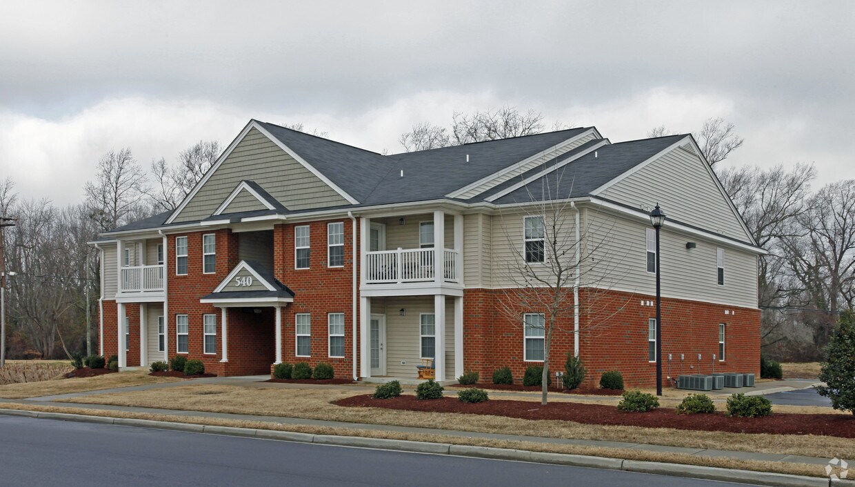 Building Photo - Belle Hall Apartment