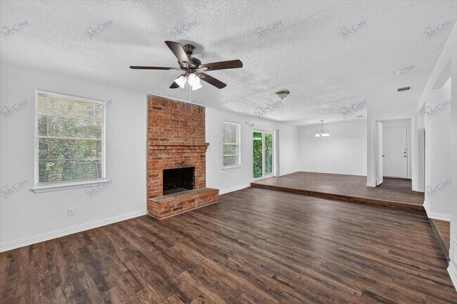Foto del edificio - 7606 Antoinette St