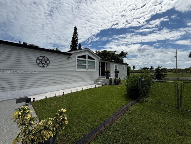 Foto del edificio - 19800 SW 180th Ave