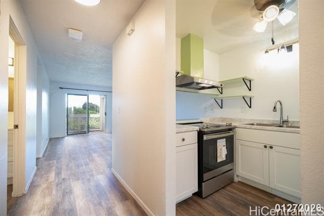 Foto del edificio - 94-615-615 Kahakea St